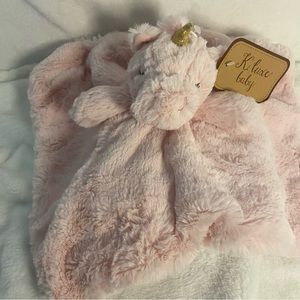 K Luxe Baby Kelly Toy Unicorn Security Blanket Lovey Rattle NWT
Very soft pink